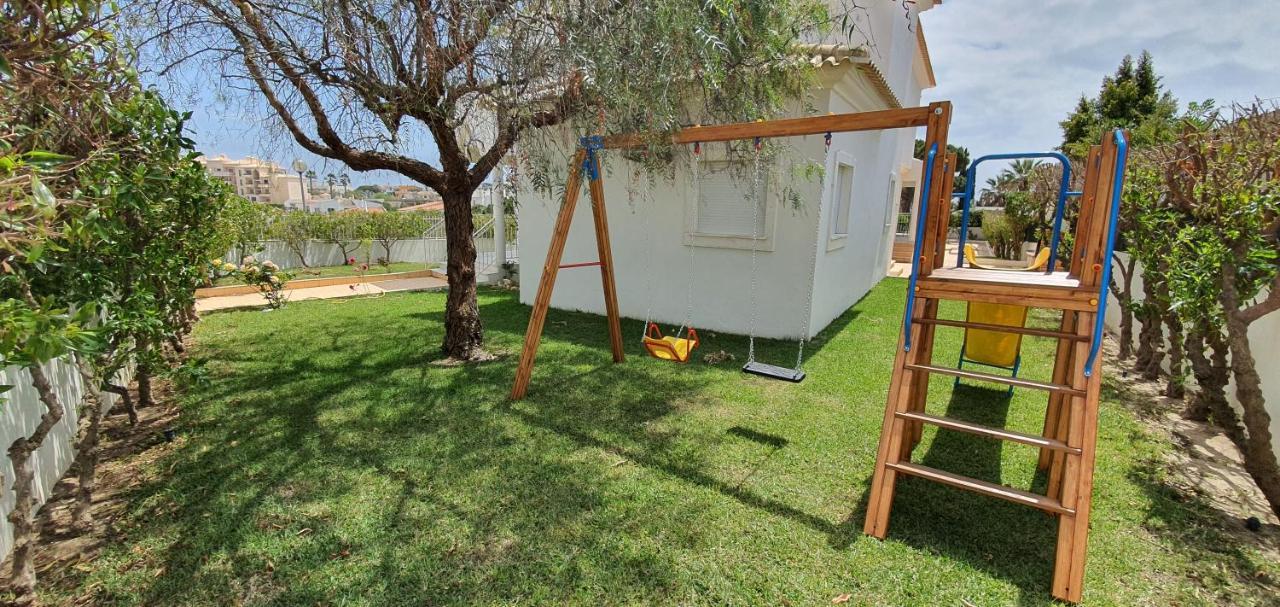אולוס די אגווה Sunset Villa By Laranjal Rentals מראה חיצוני תמונה