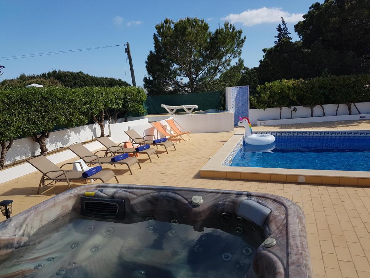 אולוס די אגווה Sunset Villa By Laranjal Rentals מראה חיצוני תמונה