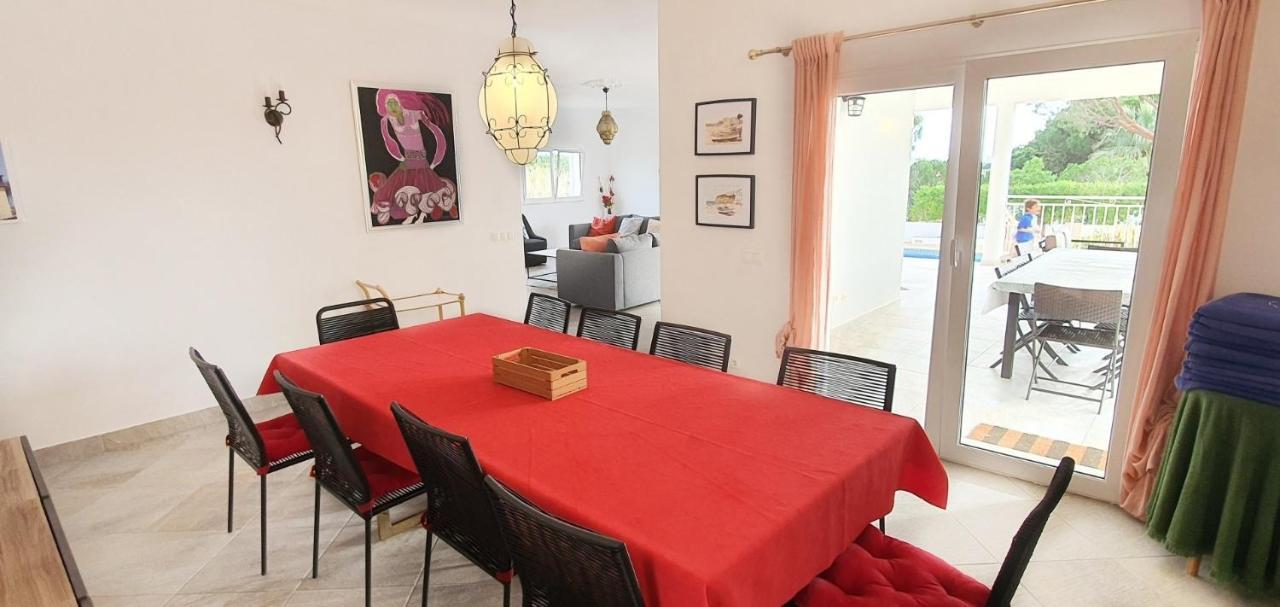אולוס די אגווה Sunset Villa By Laranjal Rentals מראה חיצוני תמונה